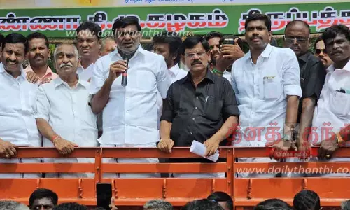 அ.தி.மு.க. சார்பில் கண்டன ஆர்ப்பாட்டம் அ.தி.மு.க. சார்பில் கண்டன ஆர்ப்பாட்டம்