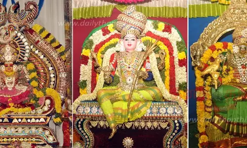 ஈரோட்டில்நவராத்திரி 2-வது நாளையொட்டி அம்மன்களுக்கு சிறப்பு அலங்காரம்