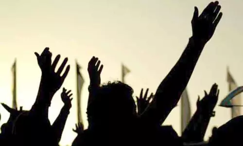 மண்டியாவில் காவிரி போராட்ட குழுவினர் மோட்டார் சைக்கிள் பேரணி