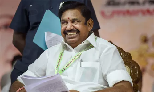 எடப்பாடி பழனிசாமி தலைமையில் இன்று அதிமுக மாவட்ட பொறுப்பாளர்கள் கூட்டம் எடப்பாடி பழனிசாமி தலைமையில் இன்று அதிமுக மாவட்ட பொறுப்பாளர்கள் கூட்டம்