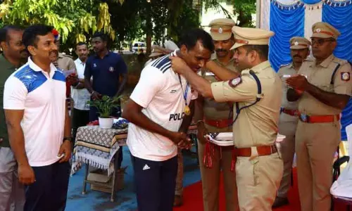 போலீசாருக்கான விளையாட்டு போட்டி போலீசாருக்கான விளையாட்டு போட்டி