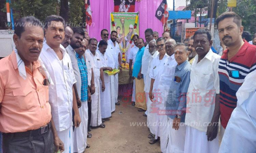 கடையநல்லூரில் அ.தி.மு.க. 52-ம் ஆண்டு தொடக்க விழா