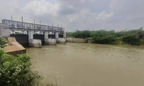 கீழணையில் இருந்து வடவாறு வழியாக வீராணம் ஏரிக்கு 1000 கனஅடி தண்ணீர் திறப்பு கீழணையில் இருந்து வடவாறு வழியாக வீராணம் ஏரிக்கு 1000 கனஅடி தண்ணீர் திறப்பு