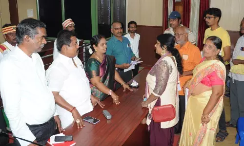 மக்கள் குறைதீர்க்கும் முகாம்