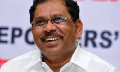 சி.பி.ஐ. விசாரணை குறித்து வருமானவரி அதிகாரிகள் முடிவு செய்வார்கள்-மந்திரி பரமேஸ்வர் பேட்டி