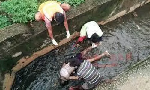 வெள்ளோடு அருகே   கீழ்பவானி வாய்க்காலில் மிதந்த ஆண் பிணம்