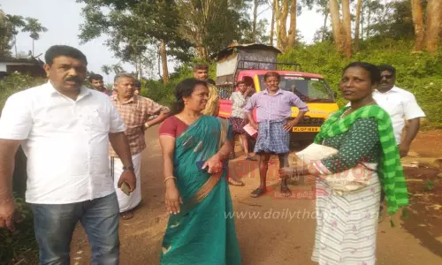 ஆக்கிரமிப்பு கடை அகற்றம்