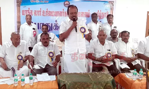 தமிழகத்தில் நவம்பர் 9-ந் தேதி லாரிகள் வேலைநிறுத்தம்