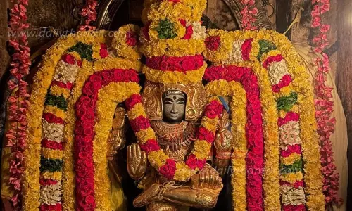 ஆலங்குடி ஆபத்சகாயேஸ்வரர் கோவிலில் சிறப்பு வழிபாடு ஆலங்குடி ஆபத்சகாயேஸ்வரர் கோவிலில் சிறப்பு வழிபாடு