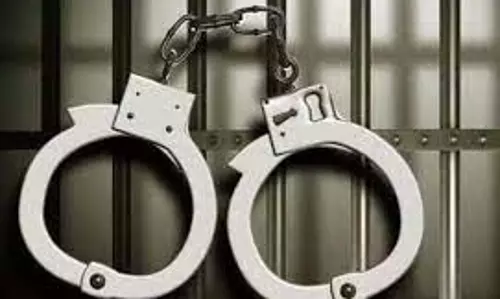 கொலை முயற்சி வழக்கில் 20 ஆண்டுகளாக தேடப்பட்டு வந்தவர் கைது கொலை முயற்சி வழக்கில் 20 ஆண்டுகளாக தேடப்பட்டு வந்தவர் கைது