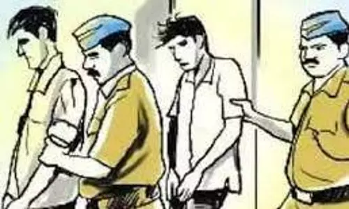 சட்டவிரோதமாக தங்கியிருந்த வங்க தேசத்தினர் 17 பேர் கைது