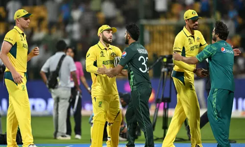 ஜாம்பா அபார பந்துவீச்சு...பாகிஸ்தானை வீழ்த்தி 2வது வெற்றியை பதிவு செய்த ஆஸ்திரேலியா...! ஜாம்பா அபார பந்துவீச்சு...பாகிஸ்தானை வீழ்த்தி 2வது வெற்றியை பதிவு செய்த ஆஸ்திரேலியா...!