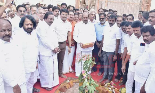 ஆன்மிகத்தையும், திராவிடத்தையும் பிரித்துப் பார்க்க முடியாது-அமைச்சர் எ.வ.வேலு பேச்சு