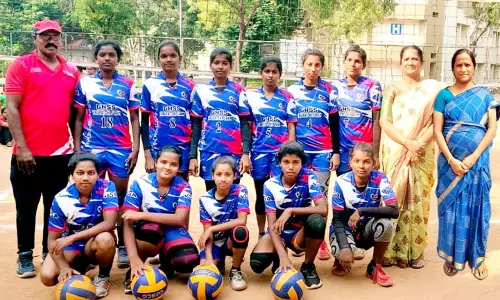 அரசு பள்ளி மாணவிகள் மாநில அளவிலான போட்டிக்கு தேர்வு அரசு பள்ளி மாணவிகள் மாநில அளவிலான போட்டிக்கு தேர்வு