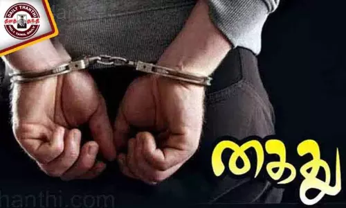 அனுமதியின்றி பட்டாசு தயாரித்த 4 பேர் கைது அனுமதியின்றி பட்டாசு தயாரித்த 4 பேர் கைது
