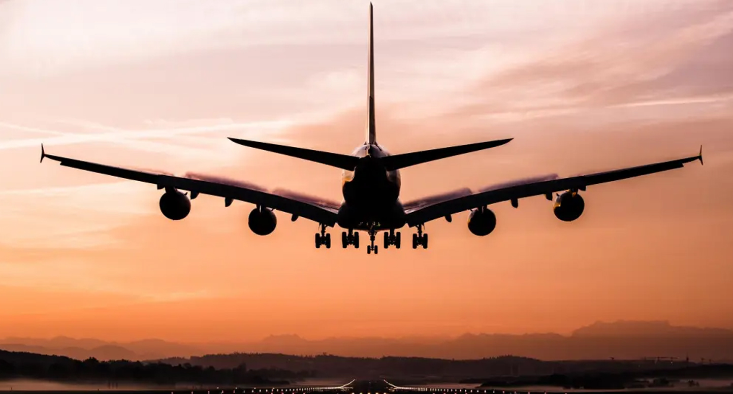 எந்திர கோளாறால் அந்தமானில் இருந்து விமானம் வராததால் இலங்கை விமானம் 6½ மணி நேரம் தாமதம் - பயணிகள் அவதி