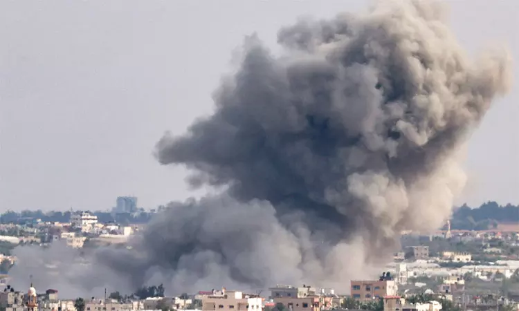 இஸ்ரேல்-ஹமாஸ் இடையே 16-வது நாளாக நீடிக்கும் போர் ... ... லைவ்: 16வது நாளாக தொடரும் இஸ்ரேல்-ஹமாஸ் போர்: பலி எண்ணிக்கை 6 ஆயிரத்தை கடந்தது...! இஸ்ரேல்-ஹமாஸ் இடையே 16-வது நாளாக நீடிக்கும் போர் ... ... லைவ்: 16வது நாளாக தொடரும் இஸ்ரேல்-ஹமாஸ் போர்: பலி எண்ணிக்கை 6 ஆயிரத்தை கடந்தது...!