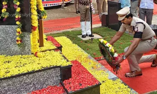 தூத்துக்குடியில் வீர வணக்க நாள் அனுசரிப்பு