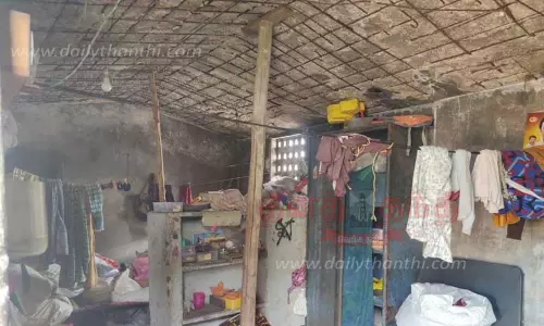 பழுதடைந்த தொகுப்பு வீடுகளால் பரிதவிக்கும் மக்கள்