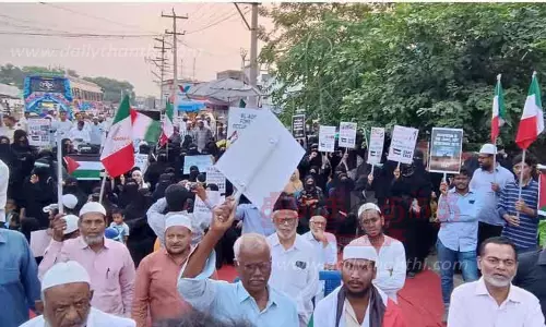 வாணியம்பாடியில் வெல்பர் பார்ட்டி ஆப் இந்தியா சார்பில் ஆர்ப்பாட்டம் வாணியம்பாடியில் வெல்பர் பார்ட்டி ஆப் இந்தியா சார்பில் ஆர்ப்பாட்டம்