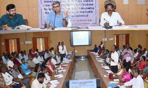 புயல் பாதுகாப்பு மையங்களை தயார் நிலையில் வைக்க கண்காணிப்பு அலுவலர் அறிவுரை புயல் பாதுகாப்பு மையங்களை தயார் நிலையில் வைக்க கண்காணிப்பு அலுவலர் அறிவுரை