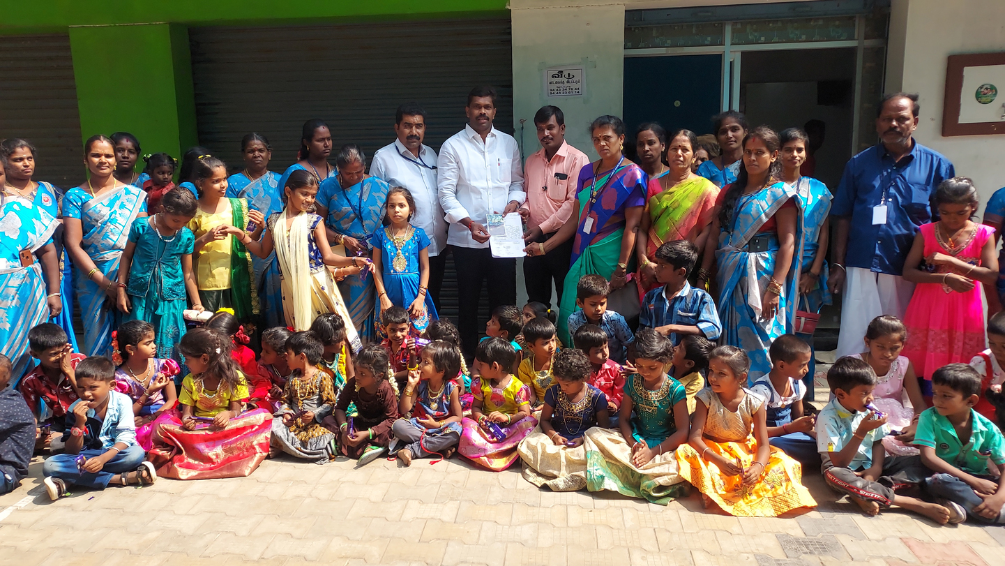 ஊராட்சி ஒன்றிய தொடக்கப்பள்ளிக்கு கட்டிடம் கட்ட வேண்டும்