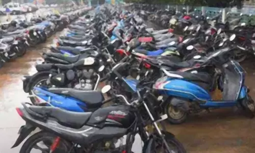 7 ரெயில் நிலையங்களில் மீண்டும் வாகன நிறுத்தகம் - தெற்கு ரெயில்வே அதிகாரிகள் தகவல்