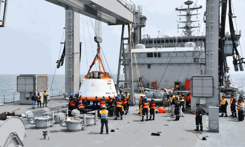 வங்கக்கடலில் இறக்கப்பட்ட ககன்யான் விண்கலம், இஸ்ரோ அதிகாரிகளிடம் ஒப்படைப்பு!