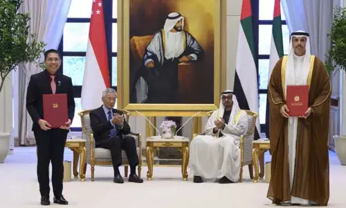 அமீரக அதிபருடன் சிங்கப்பூர் பிரதமர் சந்திப்பு