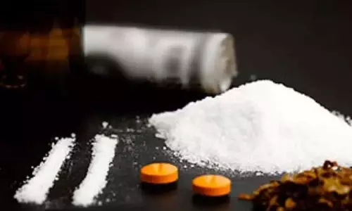 இலங்கையில் மீன்பிடி படகில் கடத்திய ரூ.100 கோடி மதிப்புள்ள போதைப்பொருள் பறிமுதல்