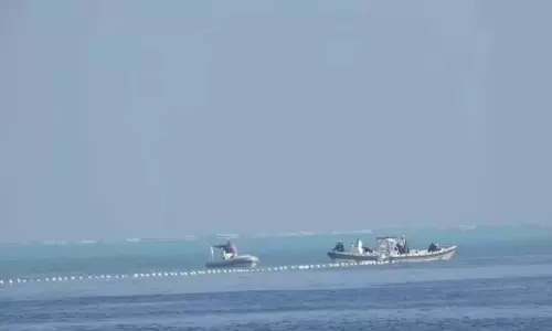 பிலிப்பைன்ஸ் ராணுவ கப்பல்கள் மீது சீனா தாக்குதல் பிலிப்பைன்ஸ் ராணுவ கப்பல்கள் மீது சீனா தாக்குதல்