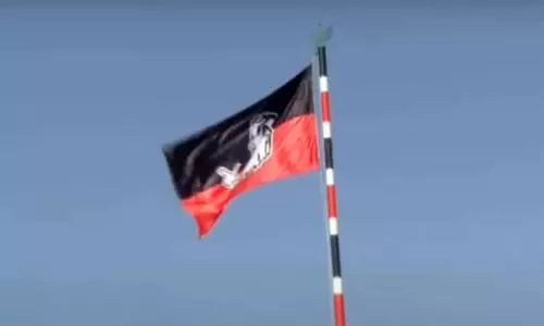 இரும்பேடு கூட்ரோடு அருகே அ.தி.மு.க. கொடிக்கம்பம் அகற்றம் இரும்பேடு கூட்ரோடு அருகே அ.தி.மு.க. கொடிக்கம்பம் அகற்றம்