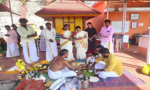 கோவில்களில் குழந்தைகளுக்கு எழுத்தறிவிக்கும் நிகழ்ச்சி