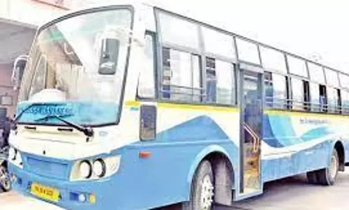 விடுமுறை முடிந்து சொந்த ஊரில் இருந்து திரும்ப இன்று 750 சிறப்பு பஸ்கள் இயக்கம்