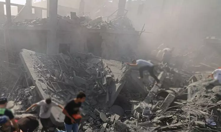 ஹமாசை ஒழிக்கும் வரை போர் தொடரும் - இஸ்ரேல் சூளுரை ... ... தொடரும் இஸ்ரேல்-ஹமாஸ் போர்: பலி எண்ணிக்கை 8 ஆயிரத்து 500ஐ கடந்தது ஹமாசை ஒழிக்கும் வரை போர் தொடரும் - இஸ்ரேல் சூளுரை ... ... தொடரும் இஸ்ரேல்-ஹமாஸ் போர்: பலி எண்ணிக்கை 8 ஆயிரத்து 500ஐ கடந்தது