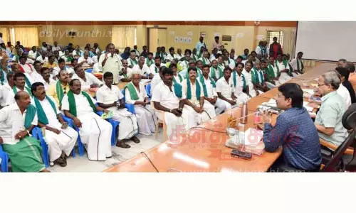 ஏரிகளின் நீர்வரத்து கால்வாய்களை தூர்வார வேண்டும்