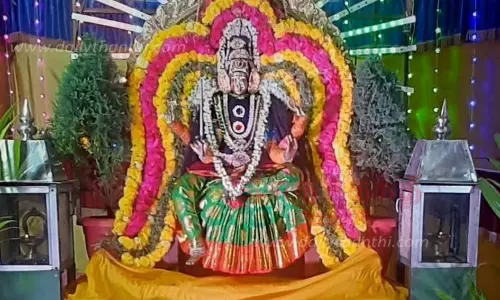 பாபநாசம் தங்கமுத்து மாரியம்மன் கோவிலில் விடையாற்றி விழா