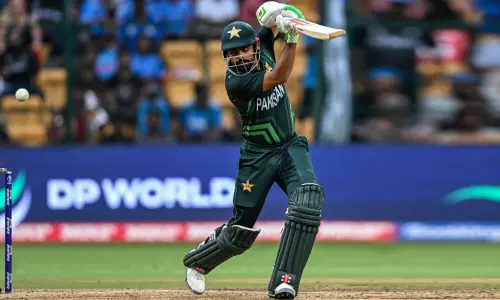 உலகக்கோப்பை கிரிக்கெட்: நியூசிலாந்துக்கு எதிரான ஆட்டத்தில் பாகிஸ்தான் வெற்றி..!