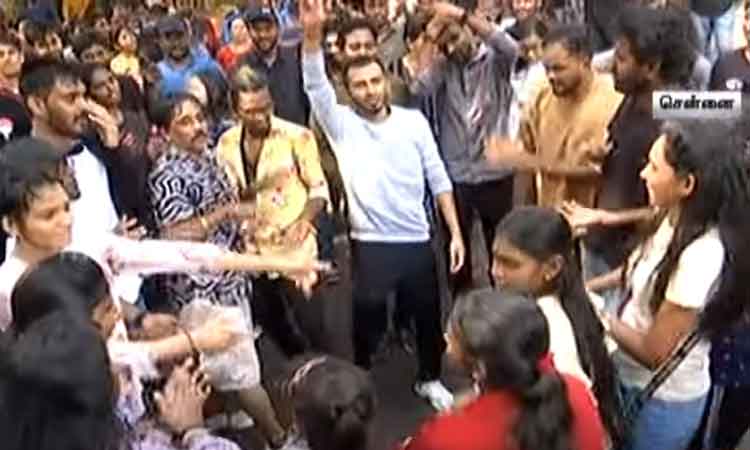 சென்னை ஐ.ஐ.டி. வளாகத்தில் களைகட்டும் ஹேப்பி ஸ்ட்ரீட் நிகழ்ச்சி..!