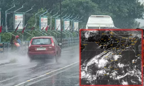 கேரளா: அடுத்த 5 நாட்களுக்கு பரவலாக மழைக்கு வாய்ப்பு கேரளா: அடுத்த 5 நாட்களுக்கு பரவலாக மழைக்கு வாய்ப்பு