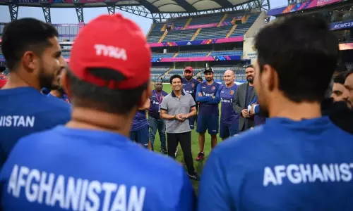 அவர் கொடுத்த ஆலோசனைகளே சதம் அடிக்க உதவியது - இப்ராஹிம் சத்ரான் அவர் கொடுத்த ஆலோசனைகளே சதம் அடிக்க உதவியது - இப்ராஹிம் சத்ரான்