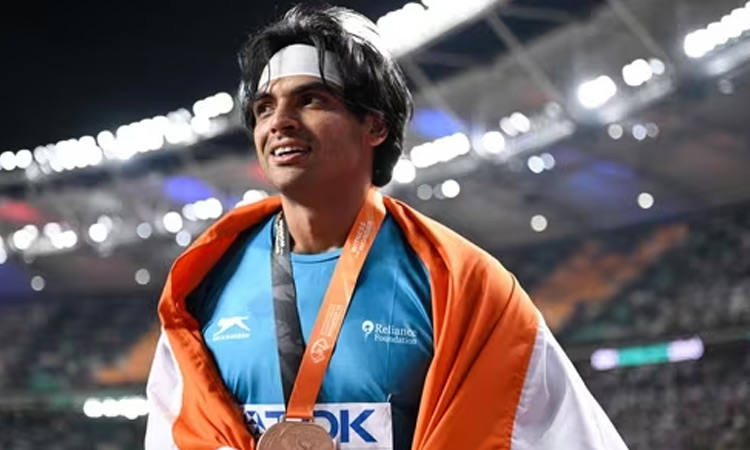 உலகின் சிறந்த ஆண்கள்  தடகள வீரர் விருது பட்டியலில் நீரஜ் சோப்ரா!