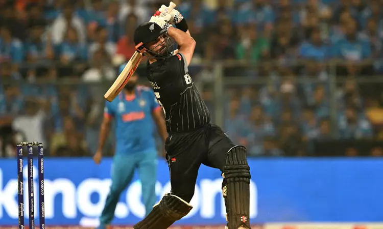 நியூசிலாந்து தரப்பில் மிட்செல் அதிரடியாக ஆடி சதம்... ... ஷமி அபார பந்துவீச்சு...நியூசிலாந்தை வீழ்த்தி இறுதிப்போட்டிக்கு முன்னேறிய இந்தியா...! நியூசிலாந்து தரப்பில் மிட்செல் அதிரடியாக ஆடி சதம்... ... ஷமி அபார பந்துவீச்சு...நியூசிலாந்தை வீழ்த்தி இறுதிப்போட்டிக்கு முன்னேறிய இந்தியா...!