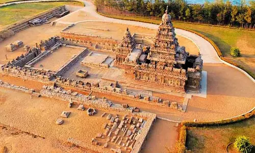 15 மாநிலங்களை சேர்ந்த வருமான வரித்துறை அதிகாரிகள் மாமல்லபுரம் வருகை 15 மாநிலங்களை சேர்ந்த வருமான வரித்துறை அதிகாரிகள் மாமல்லபுரம் வருகை