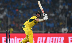 35 ஓவர் முடிவில் ஆஸ்திரேலியா 192/3