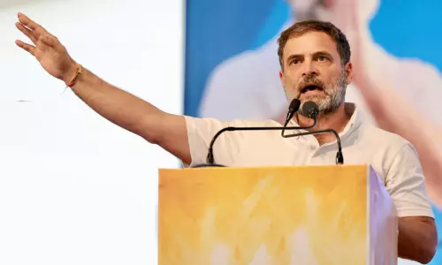 அதானிக்காக பிரதமர் மோடி 24 மணி நேரமும் உழைக்கிறார் - ராகுல்காந்தி