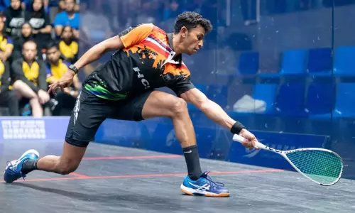 தேசிய ஸ்குவாஷ் சாம்பியன்ஷிப்: தமிழக வீரர் வேலவன் செந்தில்குமார் சாம்பியன் தேசிய ஸ்குவாஷ் சாம்பியன்ஷிப்: தமிழக வீரர் வேலவன் செந்தில்குமார் சாம்பியன்