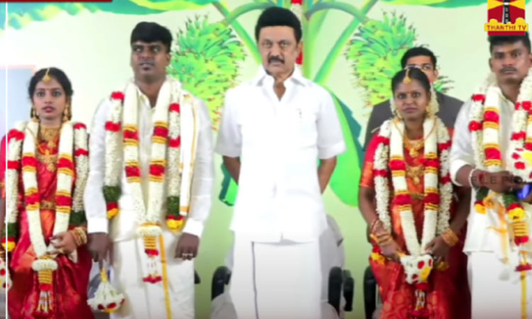 இந்து சமய அறநிலையத்துறை சார்பில் இலவச திருமணம்: முதல்- அமைச்சர் மு.க.ஸ்டாலின் நடத்தி வைத்தார்