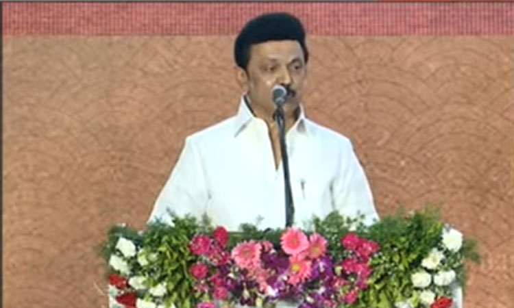 வி.பி.சிங் மறையலாம், அவர் ஏற்றி வைத்த சமூகநீதி தீபம் மறையாது - முதல்-அமைச்சர் மு.க.ஸ்டாலின் பேச்சு