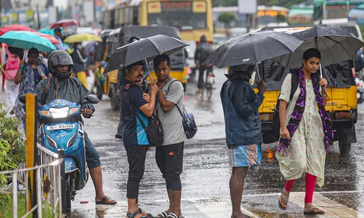 தமிழகத்தின் 10 மாவட்டங்களில் இன்று கனமழைக்கு வாய்ப்பு